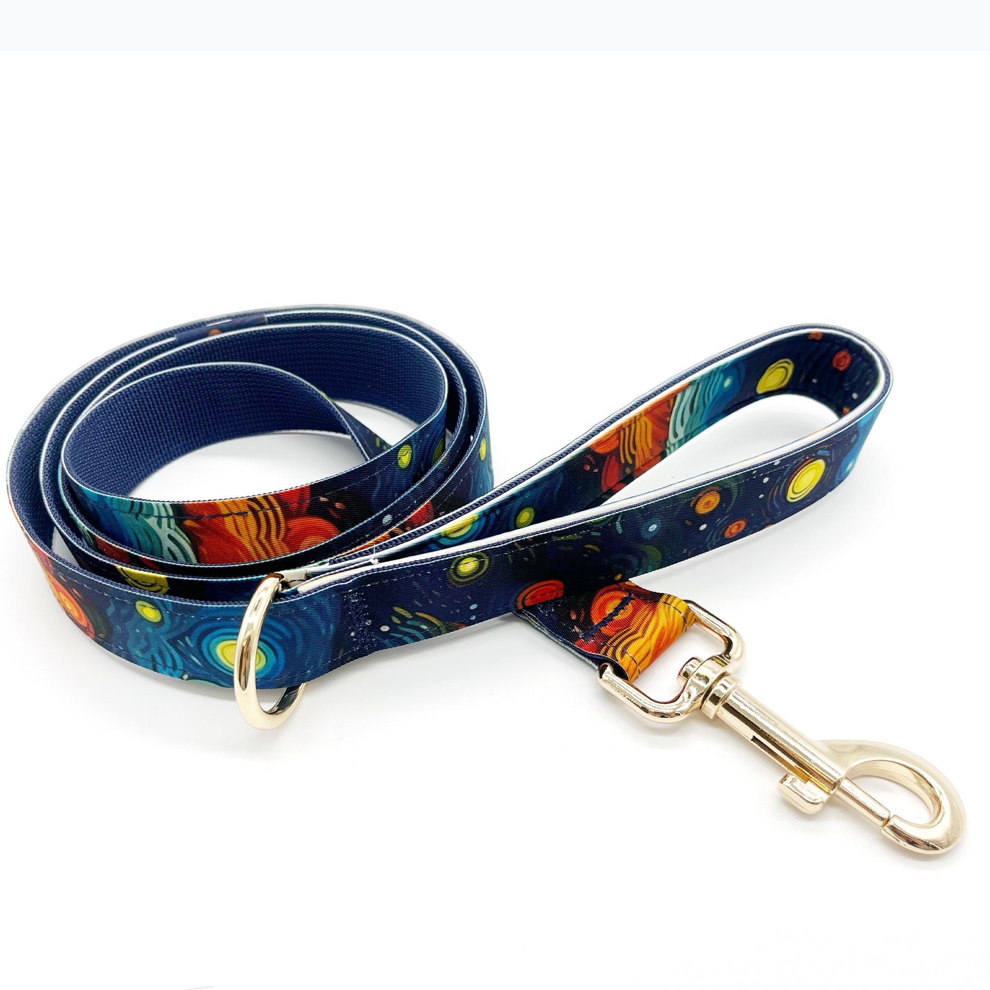 LEASHES